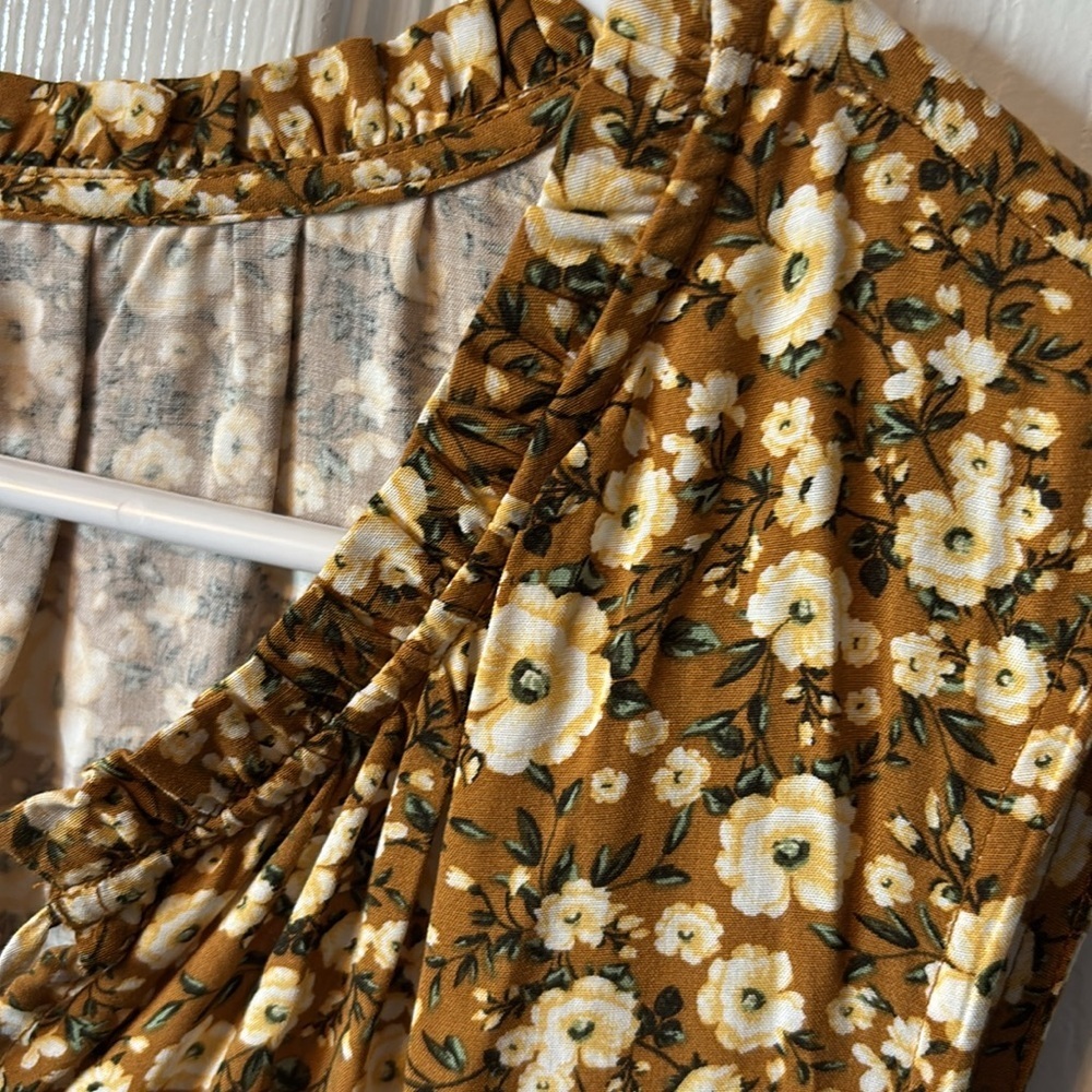 NWT Yellow Floral Sundress - Picture 7 of 8
